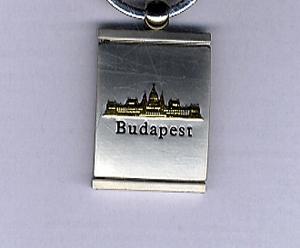 Fém kulcstartó Budapest ezüst - Szögletes tükrös fényképtartó