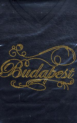 Női póló (fekete) - Budapest  arany strasszos (XL)