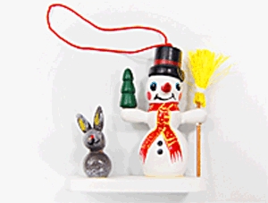 Karácsonyfadísz - hóember seprűvel, fenyővel, nyuszival