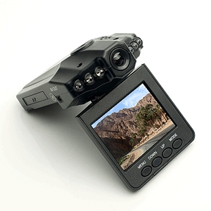 HD DVR Autós eseményrögzítő kamera - 2,5" TFT LCD
