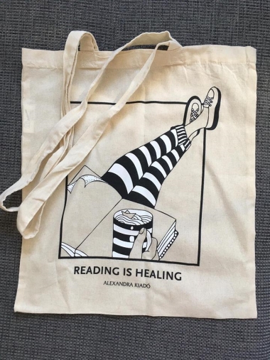 Vászontáska - Reading Is Healing