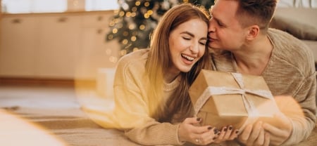 Karácsonyi ajándékötletek a feleségednek, menyasszonyodnak vagy barátnődnek