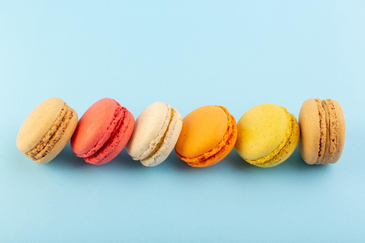 top_view_colorful_french_macarons_bake.jpg