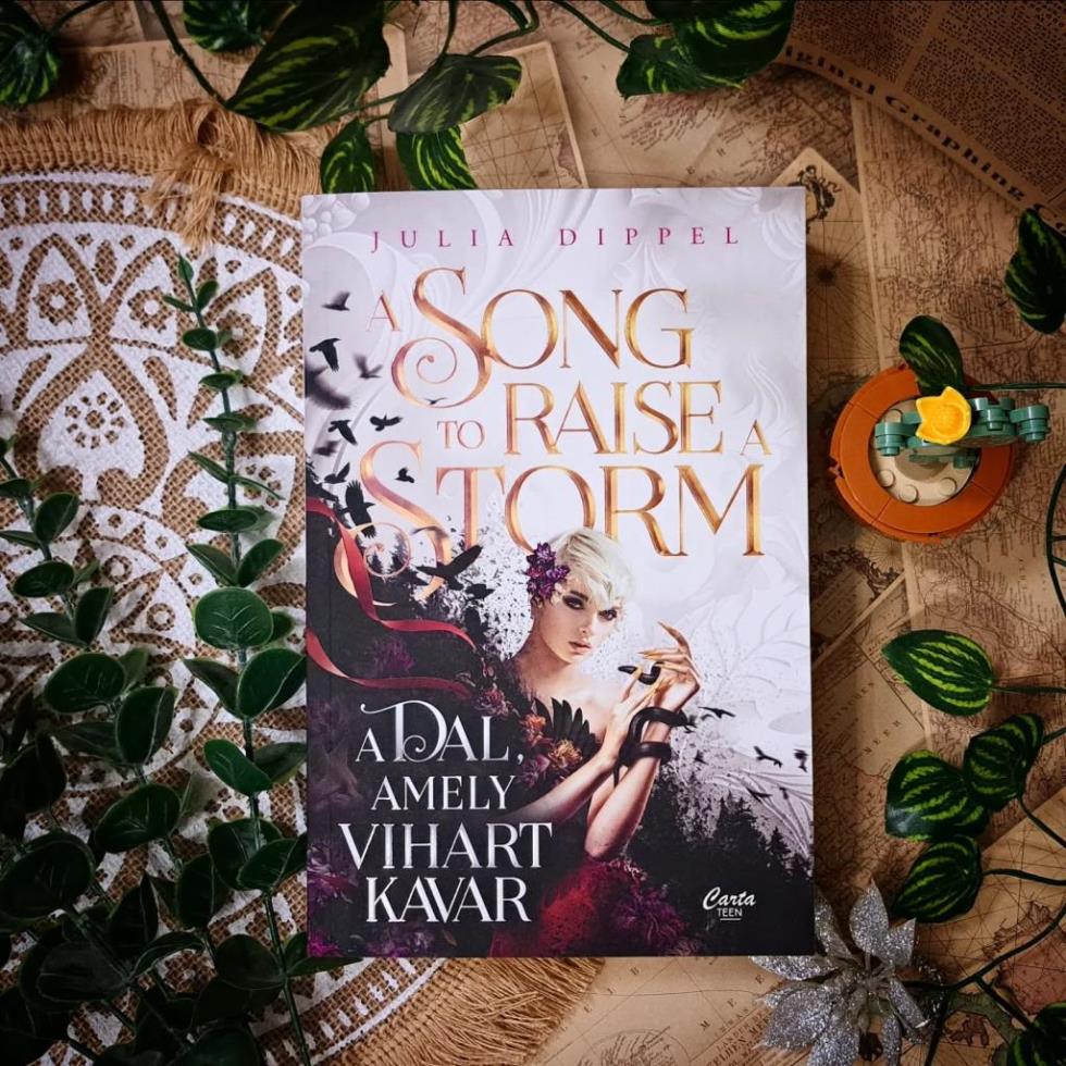 Niitaabell Világa: Julia Dippel: A ​Song to Raise a Storm – A dal, amely vihart kavar (A naptűz balladája 1.)