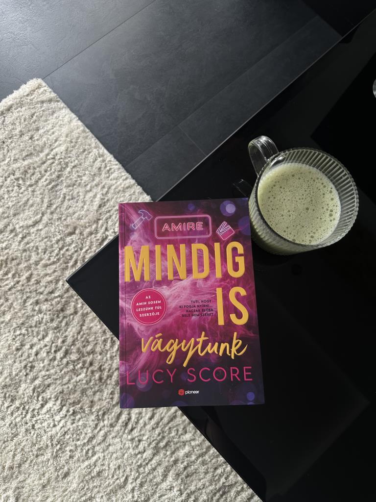 Amit szerettem a könyvben: 

- Paige munkamorálját, a stábbal való kapcsolatát, a célorientáltságát. 