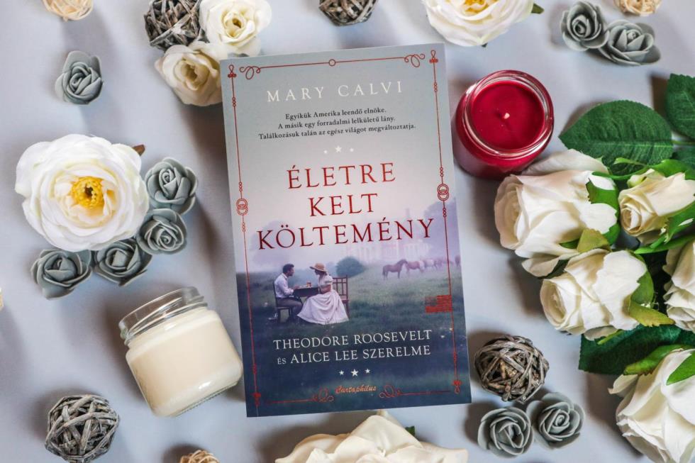 A cím tökéletes választás. Ez a kötet valóban egy költemény. 