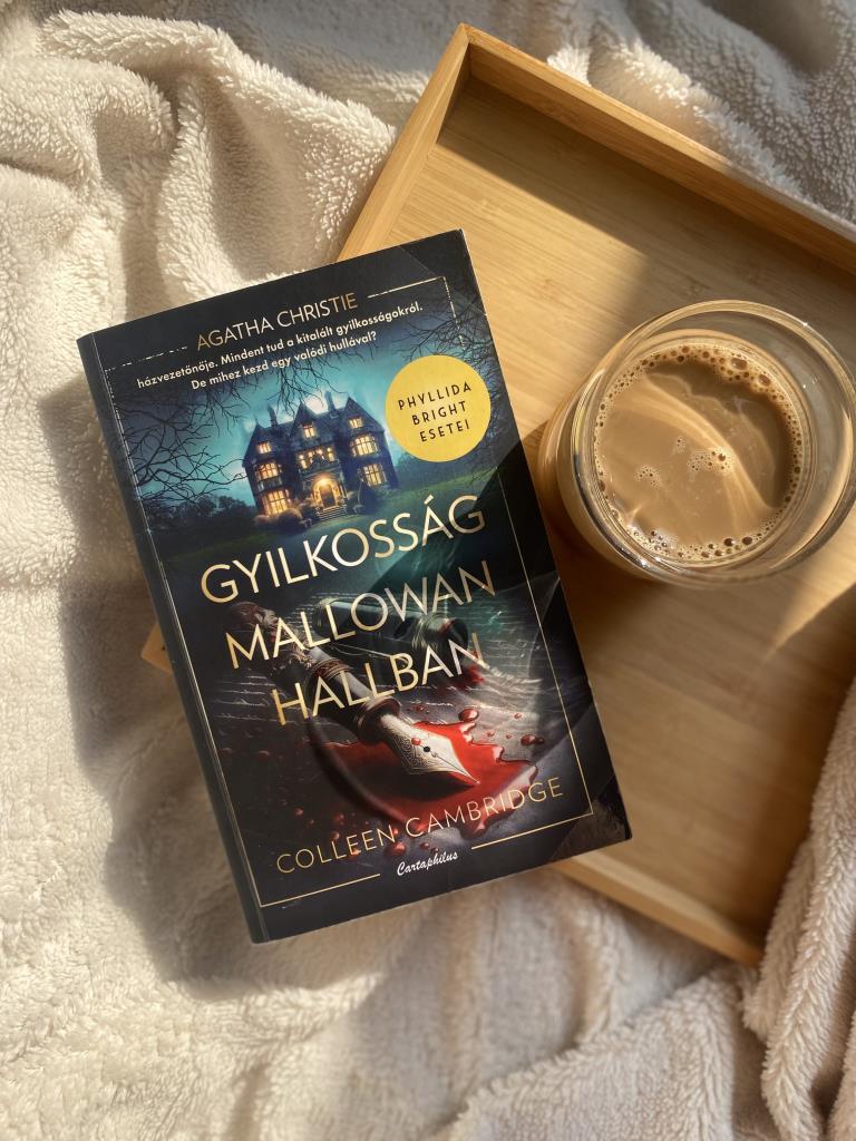 Be kell valljam, elfogult vagyok, ha Agatha Christie a téma – és ez a könyv már az alapkoncepciójával levett a lábamról! 