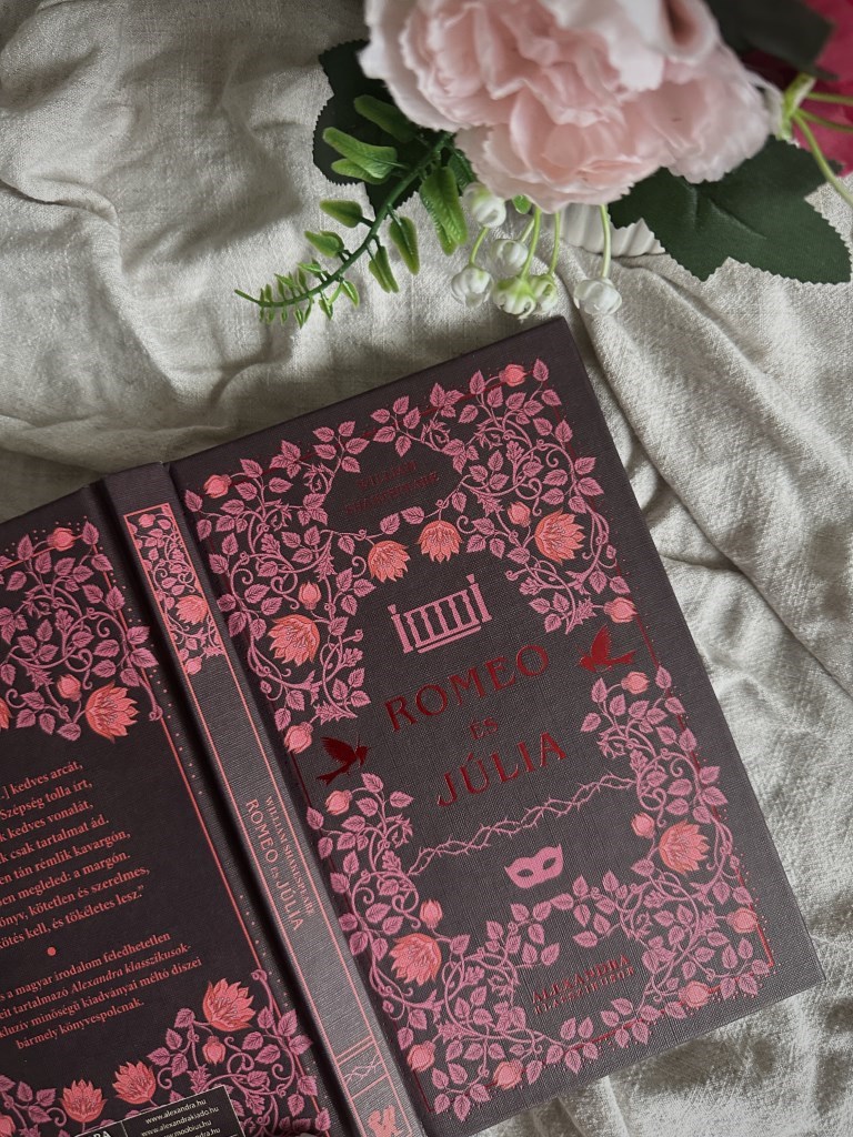 Be kell valljam, szégyen szemre most olvastam először a Romeo és Júliát… De meglepően jó élmény volt! 