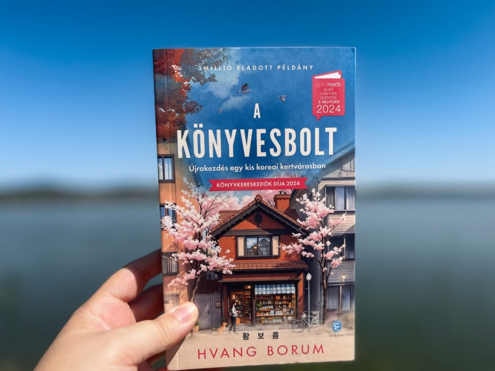 Vannak könyvek, amelyek szórakoztatnak, mások pedig izgalmas kalandot ígérnek. 