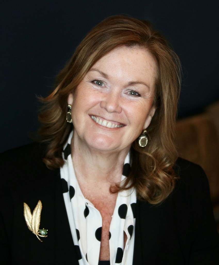 wendy_holden_scaled_e1664369543713.jpg