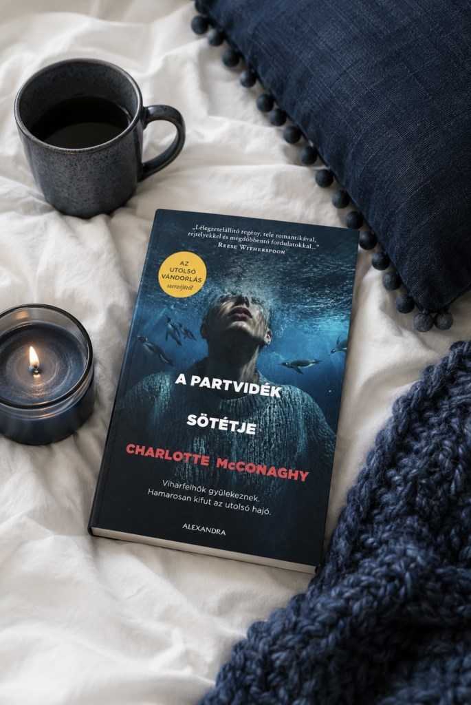 Charlotte McConaghy számomra ezzel a regényével felülmúlta minden korábbi könyvét.
A történet egy elszigetelt szigeten játszódik, ahol a klímaváltozás miatt már csak Dominic és három gyermeke várja a